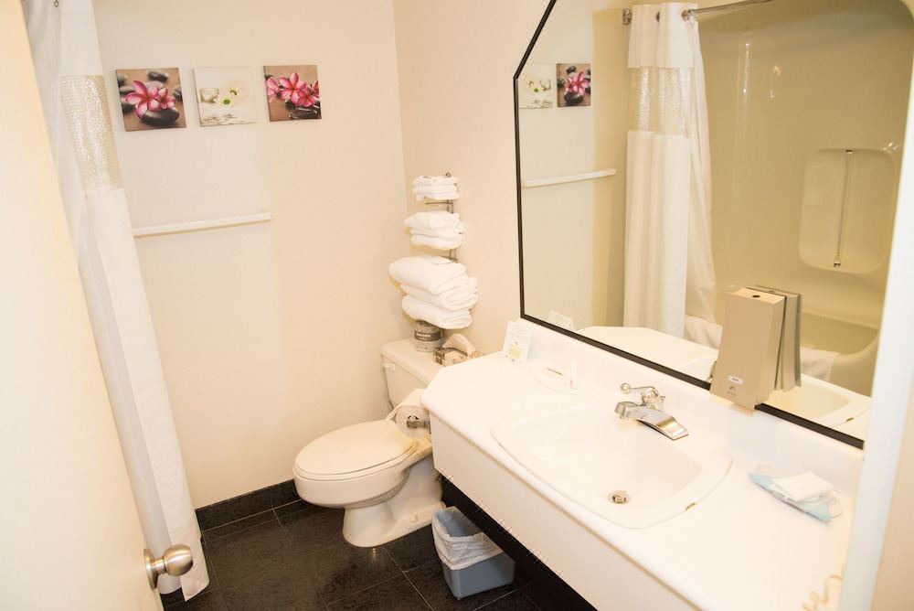 Photo of Bathroom in Berthierville
