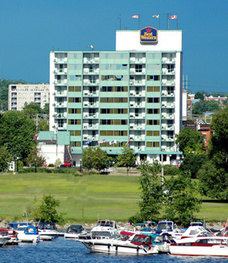 Photo of Buildings in Hull