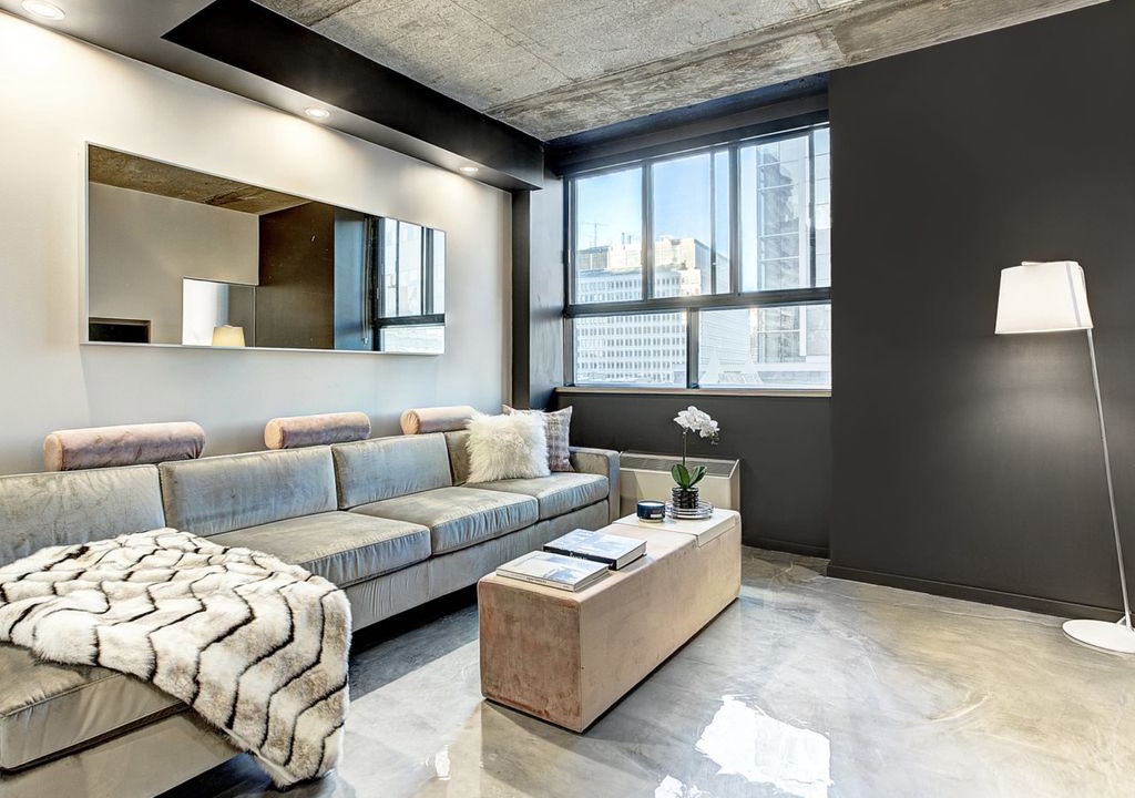 Photo of Livingroom in Shaughnessy Village
