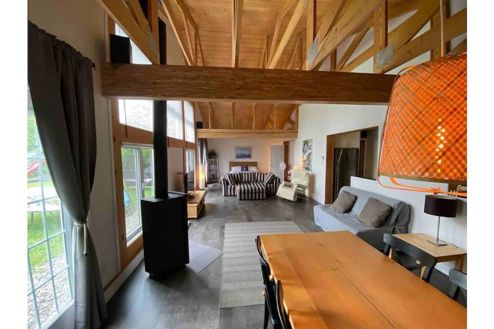 Photo of Livingroom in L'Ange-Gardien