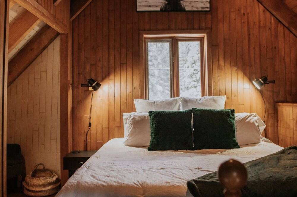 Photo of Bedroom in Saint-Gabriel-de-Valcartier