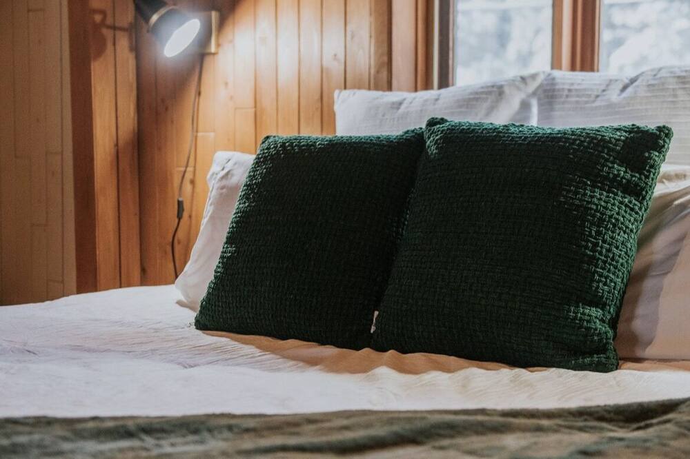 Photo of Bedroom in Saint-Gabriel-de-Valcartier