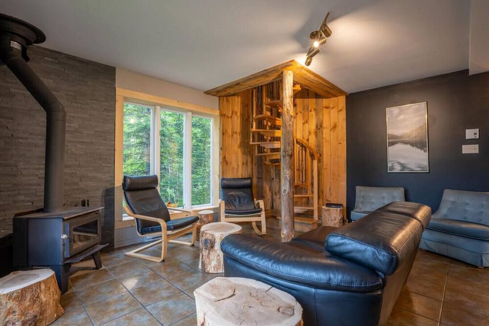 Photo of Livingroom in Saint Donat