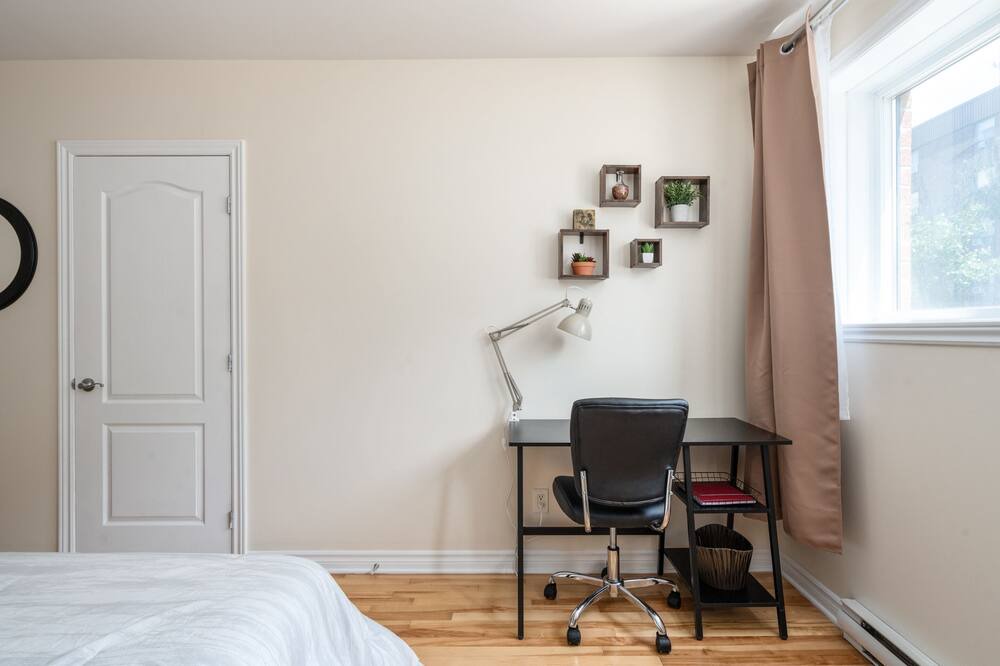 Photo of Bedroom in Pointe-Saint-Charles