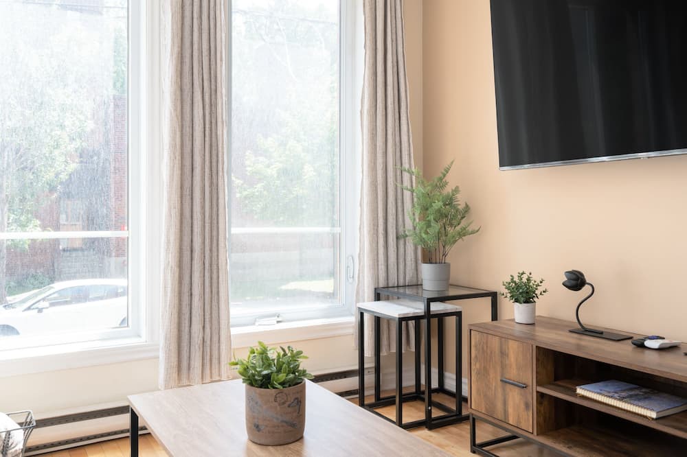 Photo of Bedroom in Pointe-Saint-Charles