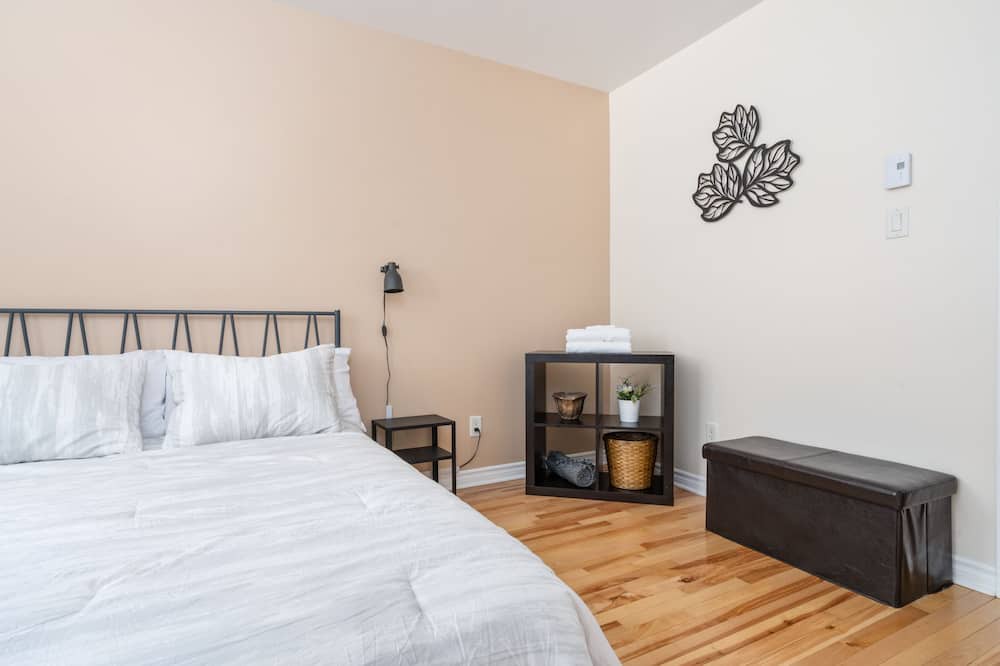 Photo of Bedroom in Pointe-Saint-Charles