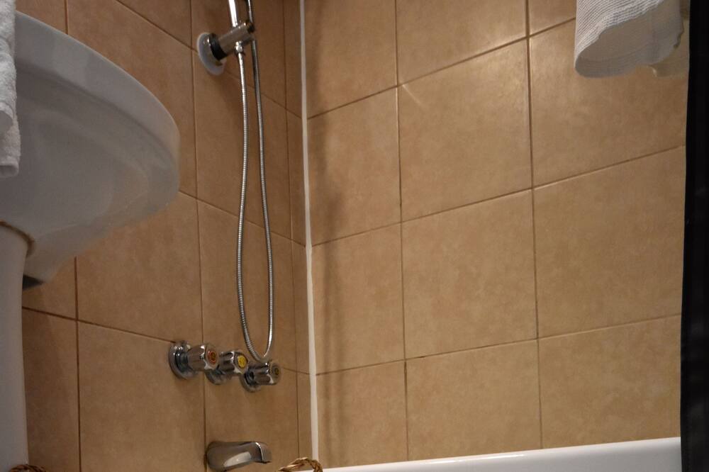 Photo of Bathroom in Little Italy