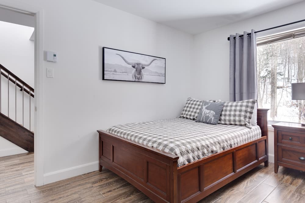 Photo of Bedroom in Stoneham