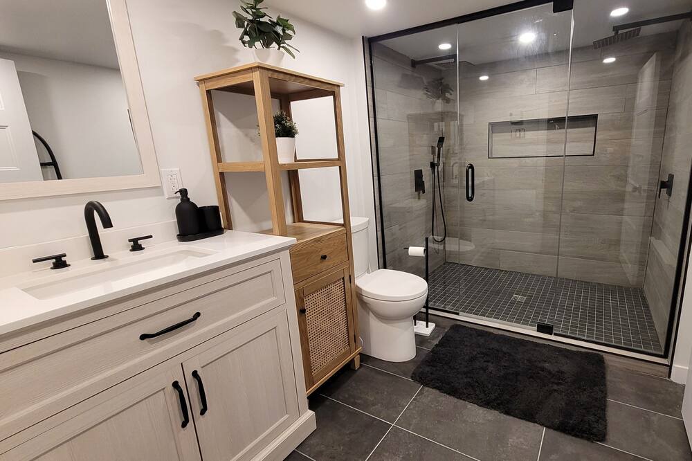 Photo of Bathroom in Val Morin
