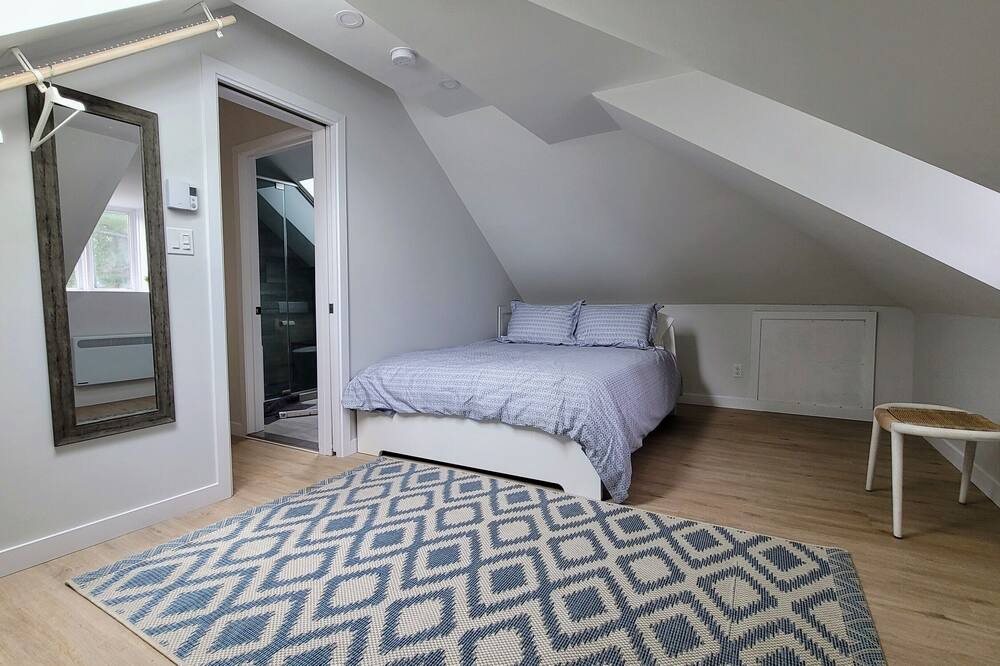 Photo of Bedroom in Val Morin