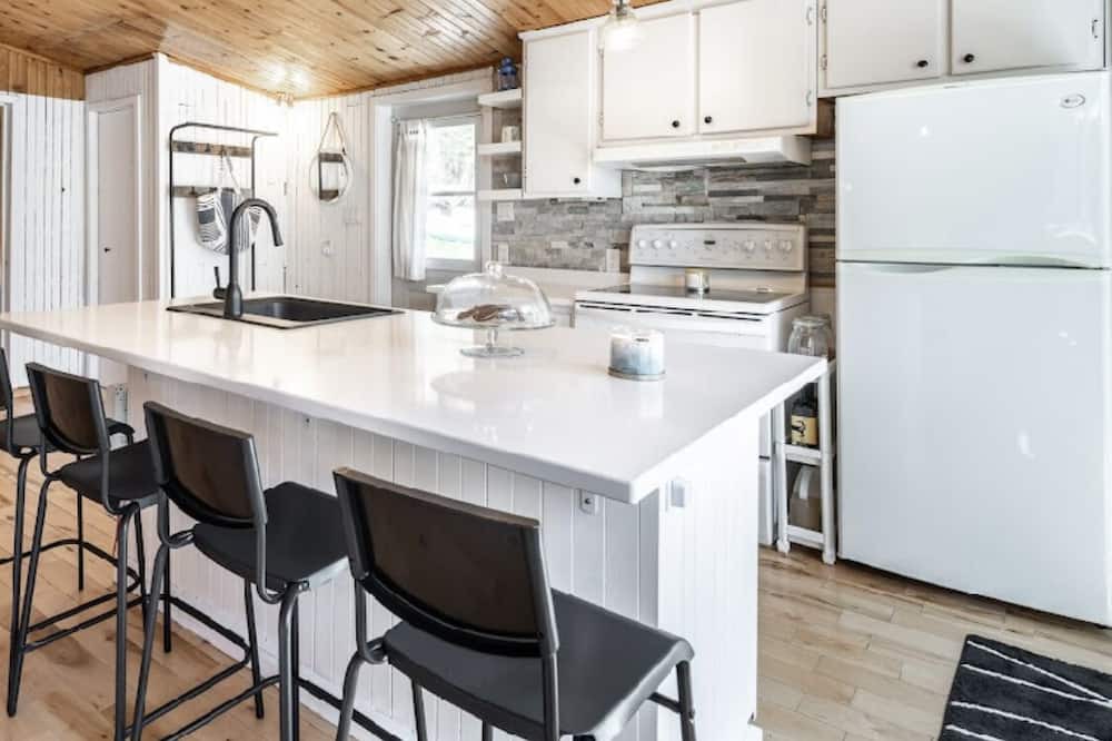 Photo of Kitchen in Lakeview