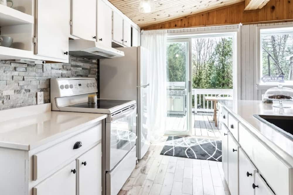 Photo of Kitchen in Lakeview