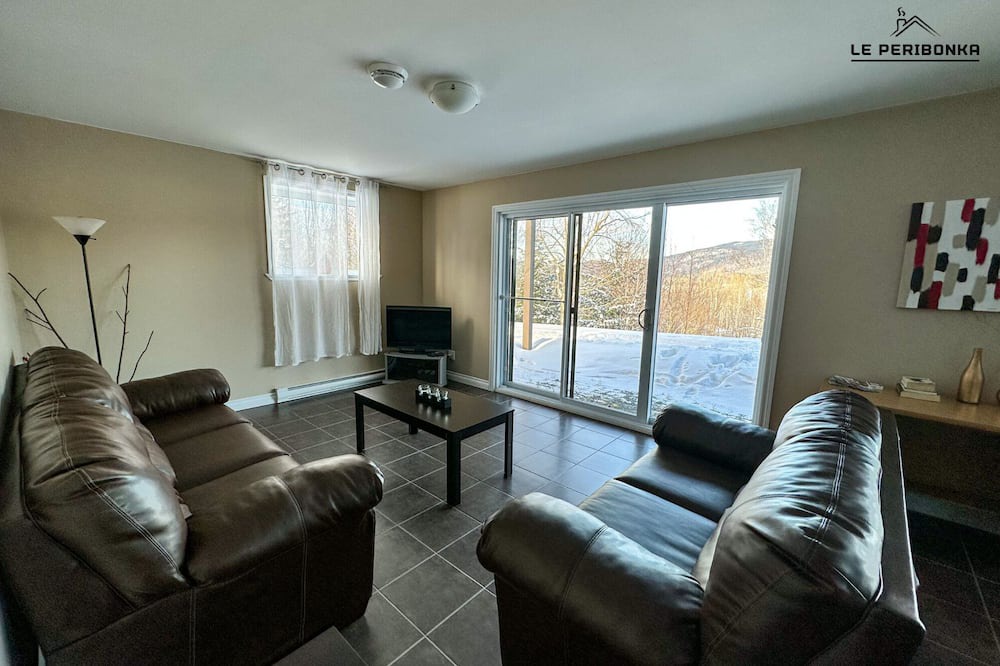 Photo of Livingroom in Lamarche