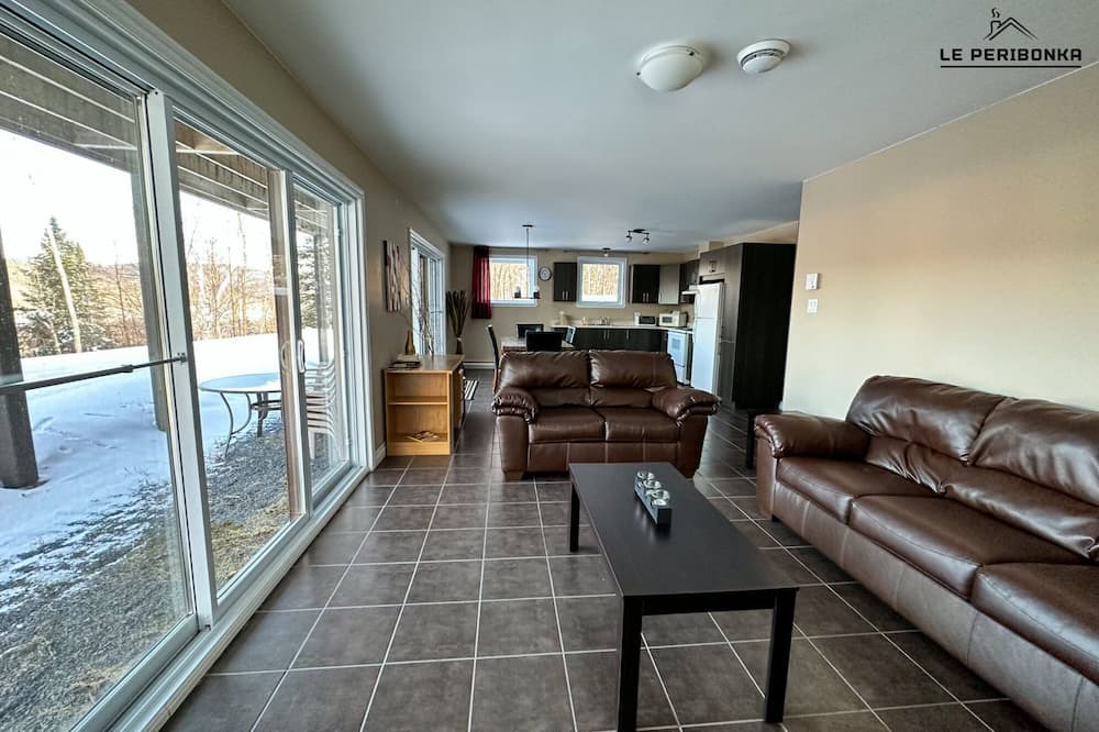 Photo of Livingroom in Lamarche