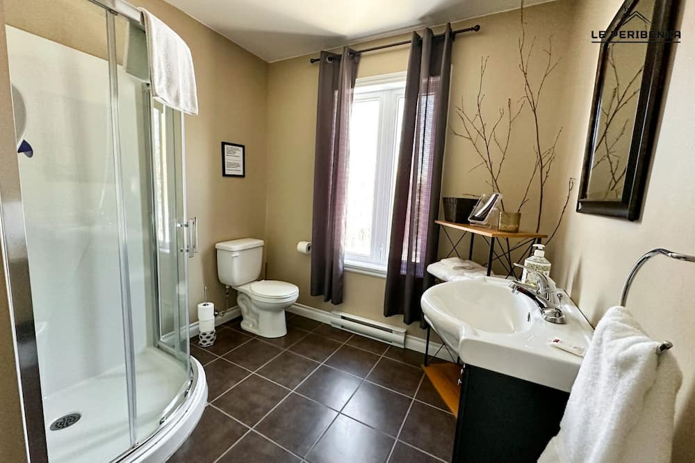 Photo of Bathroom in Lamarche