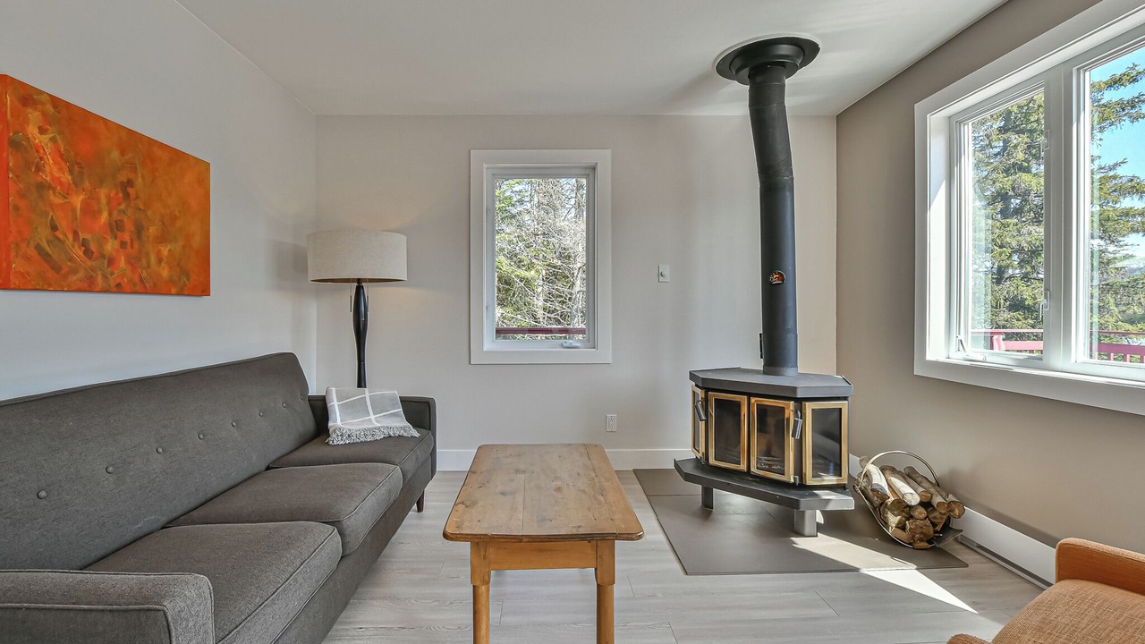 Photo of Livingroom in Sainte-Agathe-des-Monts