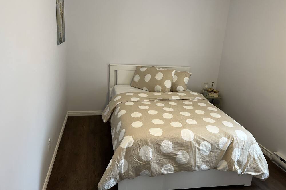 Photo of Bedroom in Paine-Sec