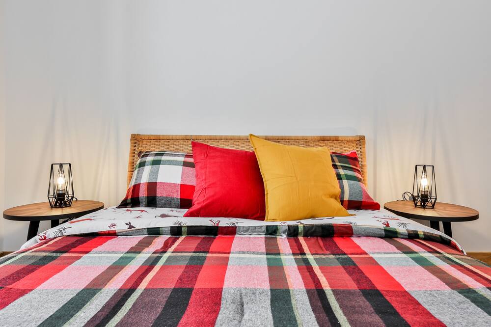 Photo of Bedroom in Sainte-Marguerite-du-Lac-Masson