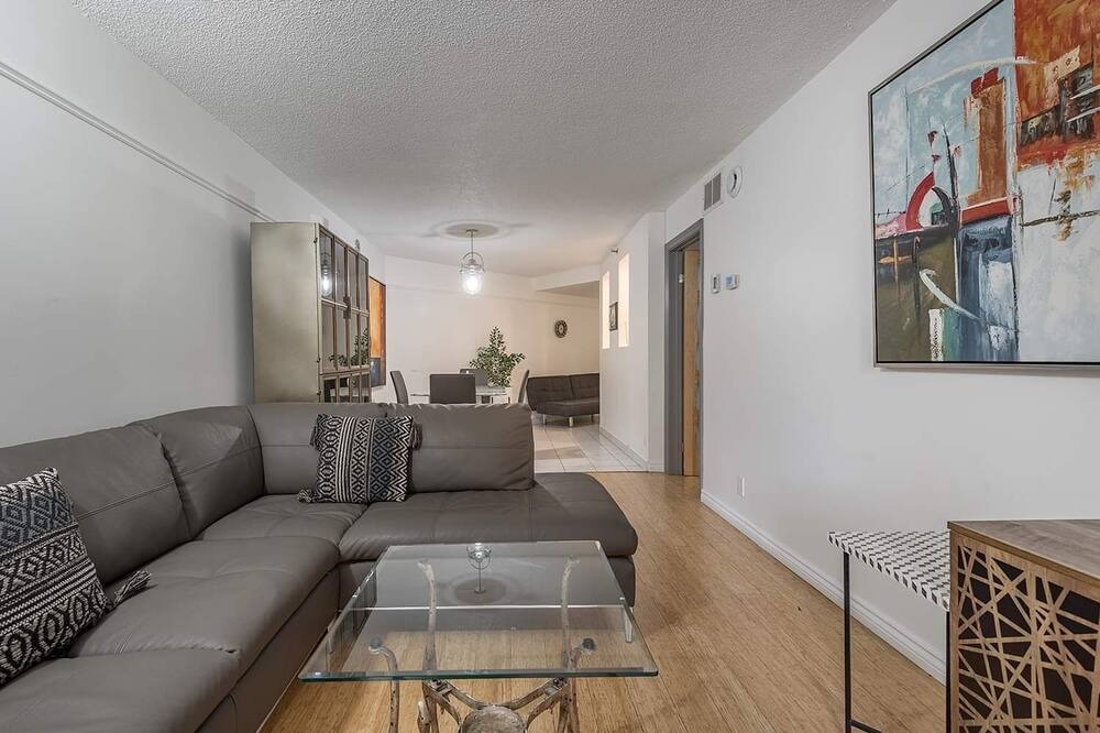 Photo of Livingroom in Shaughnessy Village