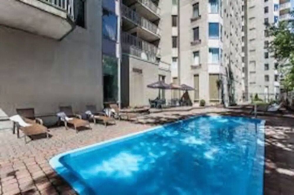Photo of Outdoor in Shaughnessy Village