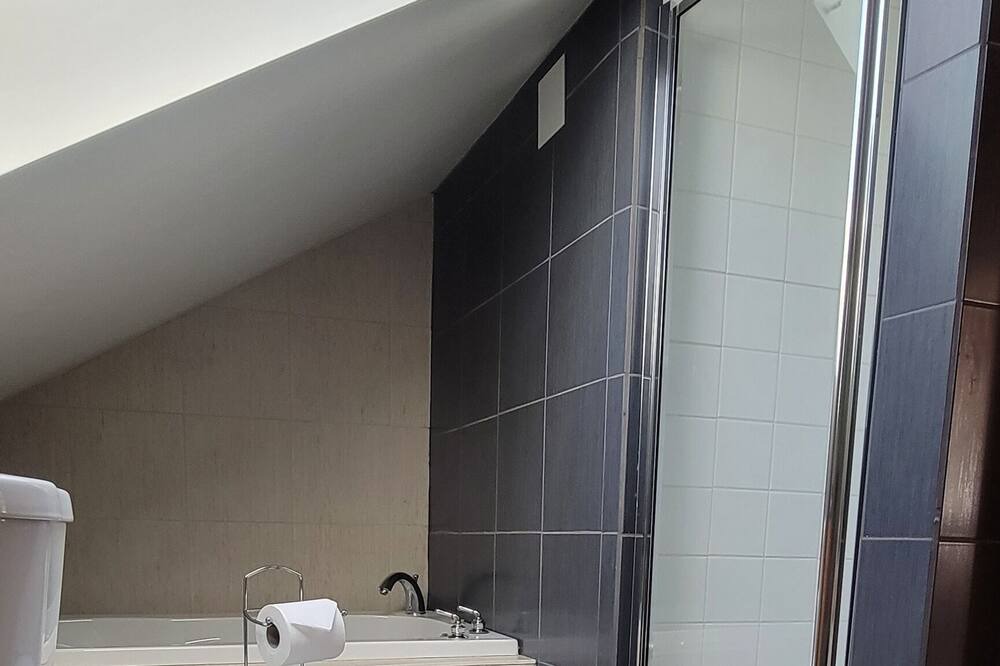 Photo of Bathroom in La Minerve