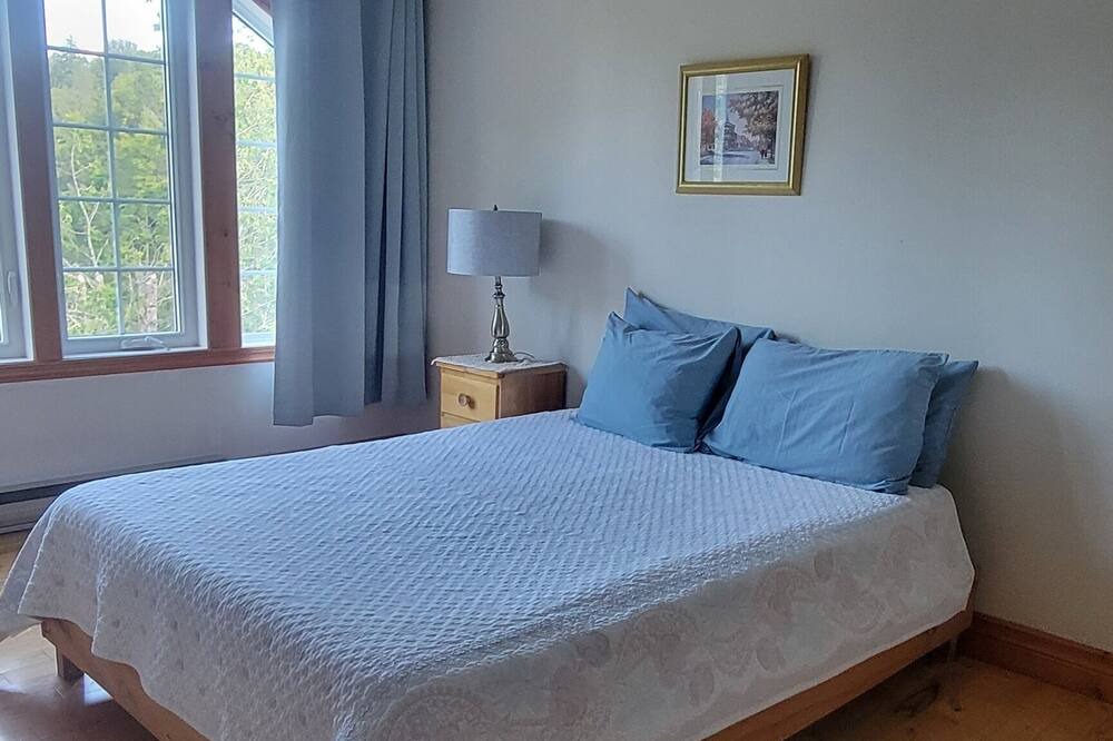 Photo of Bedroom in La Minerve