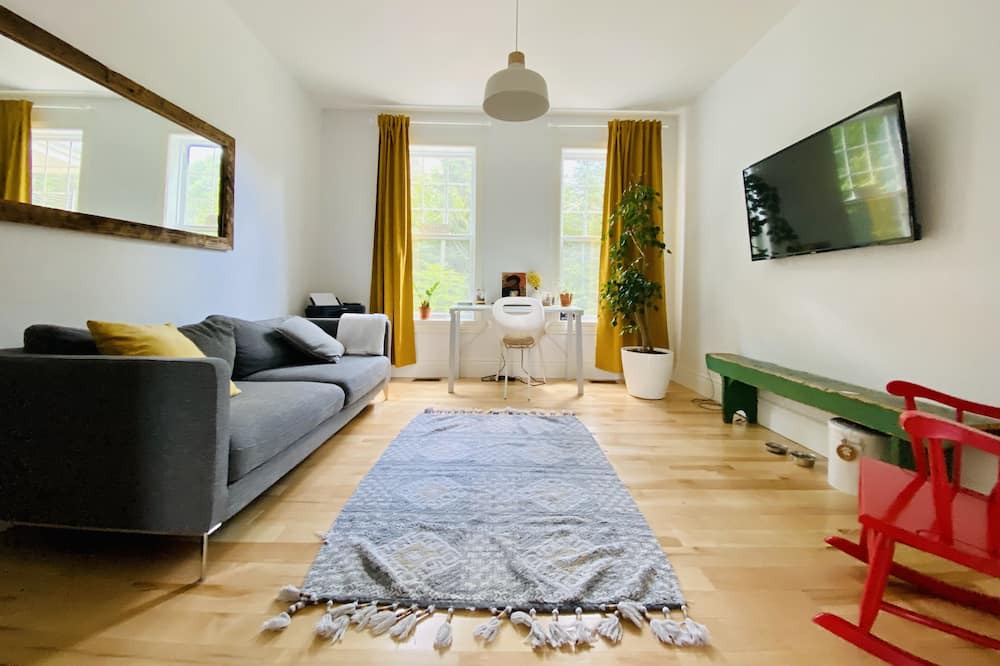 Photo of Livingroom in Saint-Sauveur