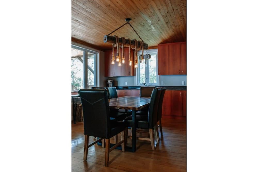 Photo of Kitchen in Lambton