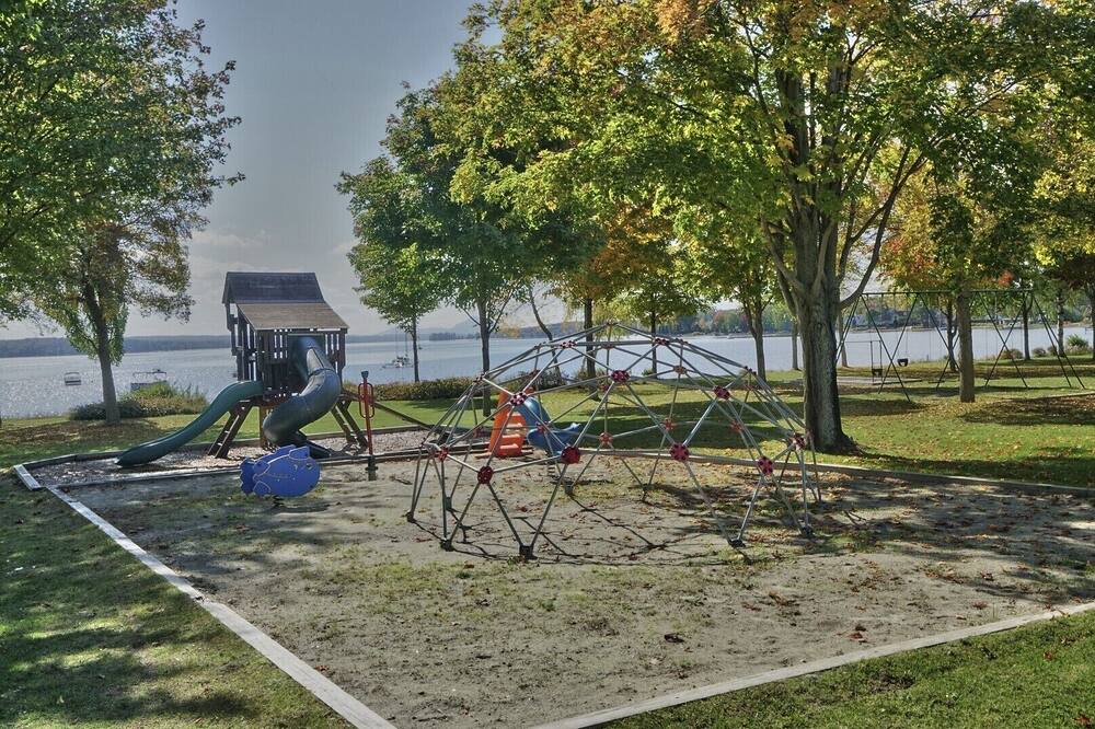 Photo of Others in Magog