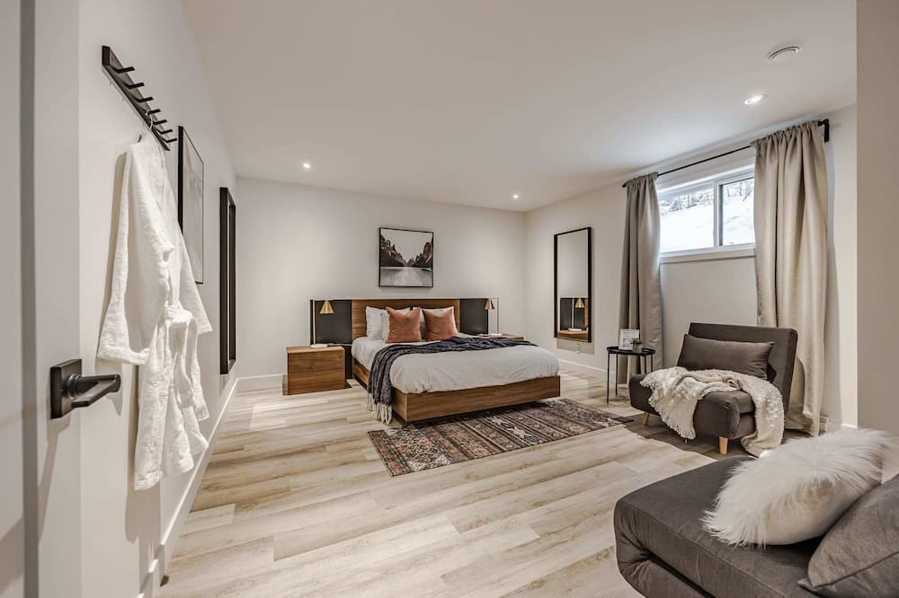 Photo of Bedroom in Pine Hill
