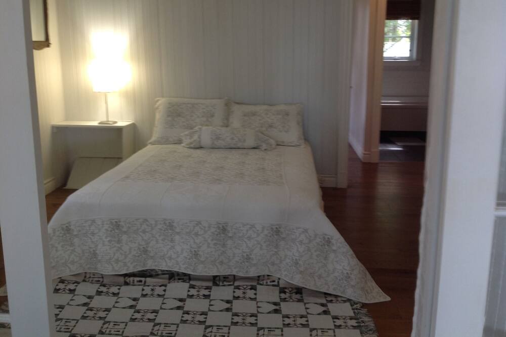Photo of Bedroom in Saint-Michel-de-Bellechasse