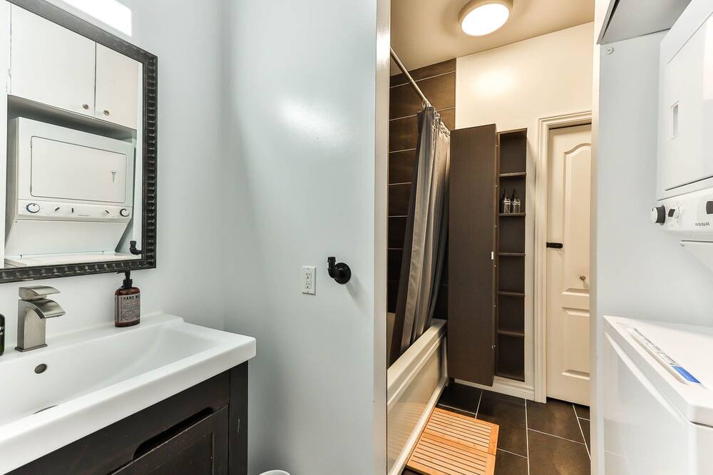 Photo of Bathroom in Gatineau