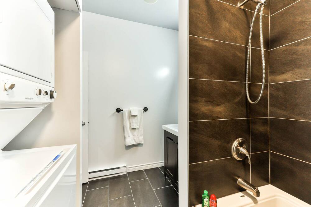 Photo of Bathroom in Gatineau