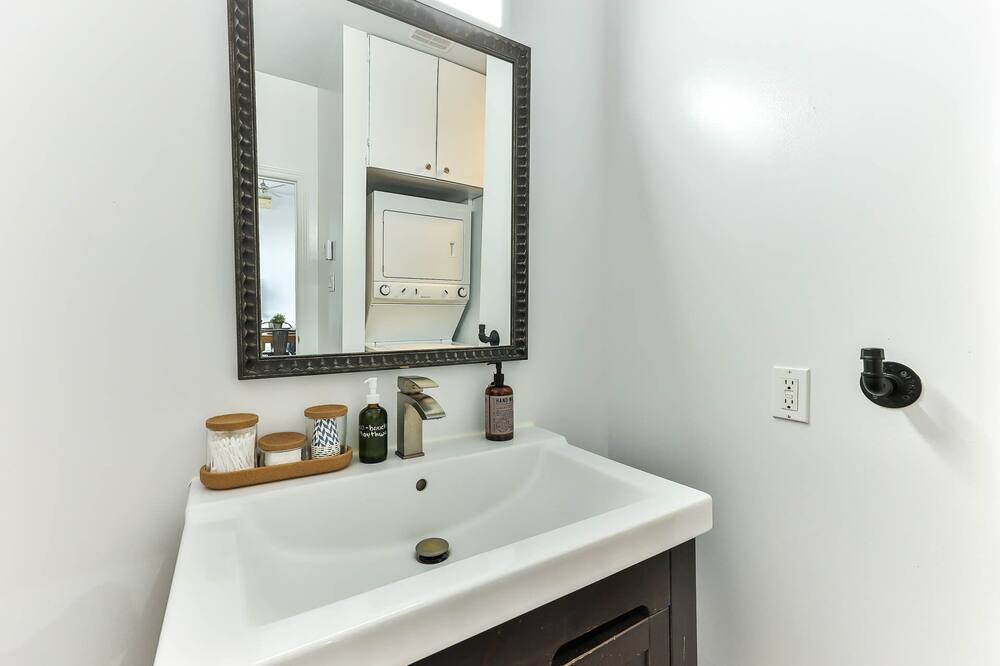 Photo of Bathroom in Gatineau
