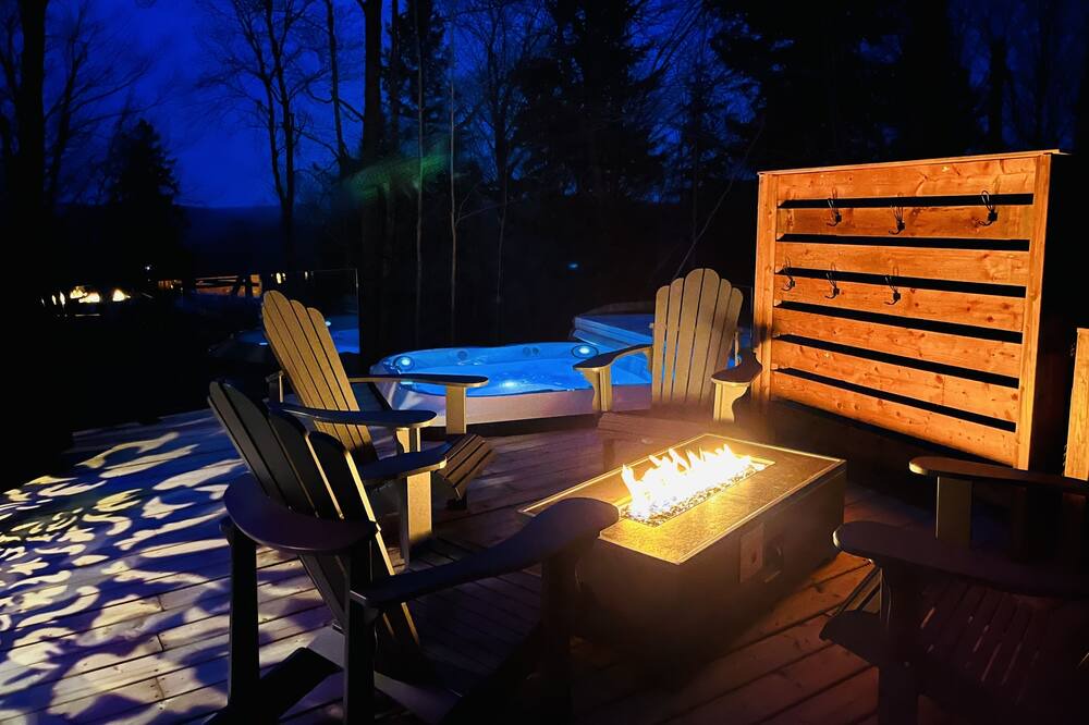 Photo of Outdoor in Notre-Dame-de-la-Merci