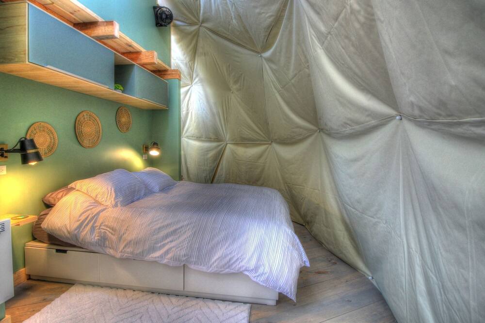 Photo of Bedroom in Notre-Dame-de-la-Merci