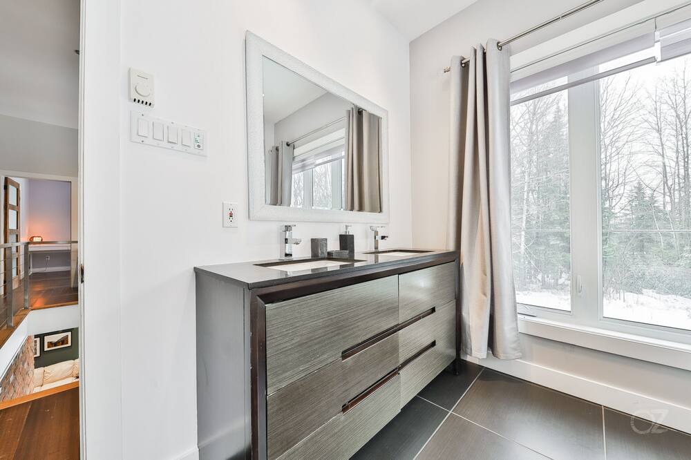 Photo of Bathroom in Saint Donat