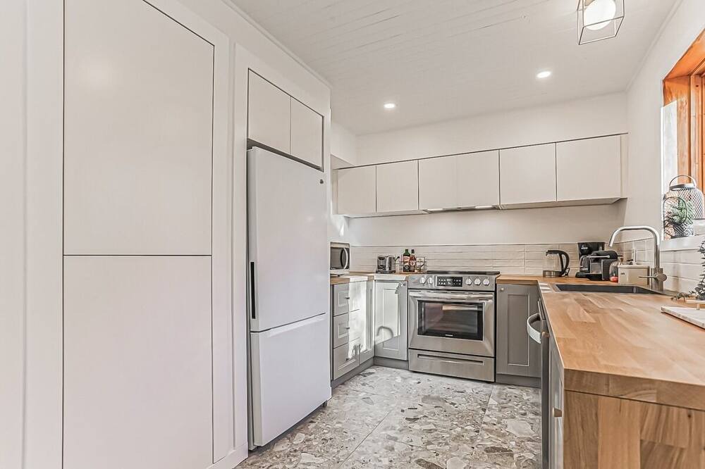 Photo of Kitchen in Saint-Sauveur