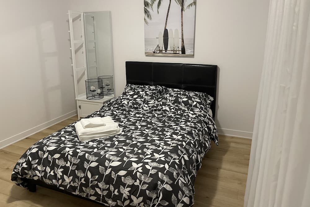 Photo of Bedroom in Laval