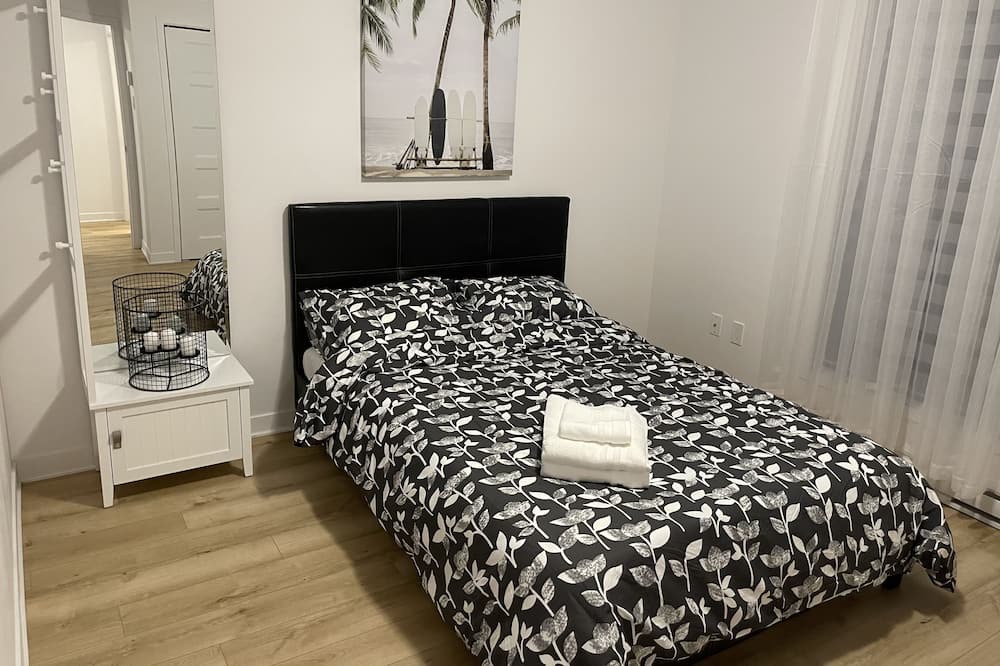 Photo of Bedroom in Laval