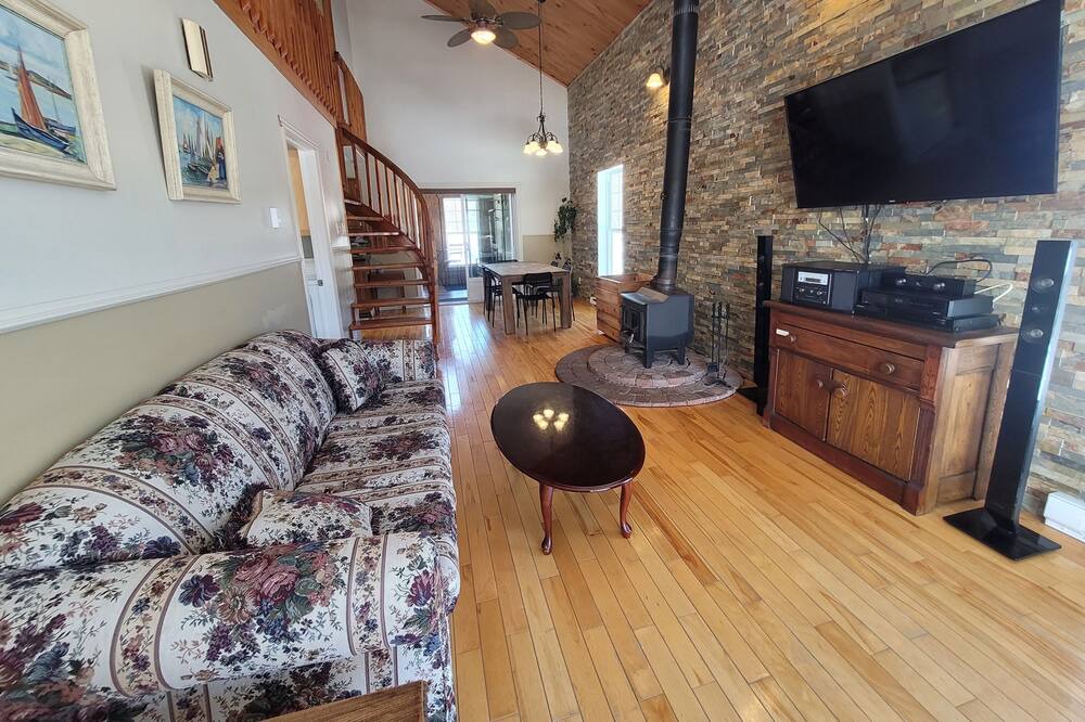 Photo of Livingroom in Shannon