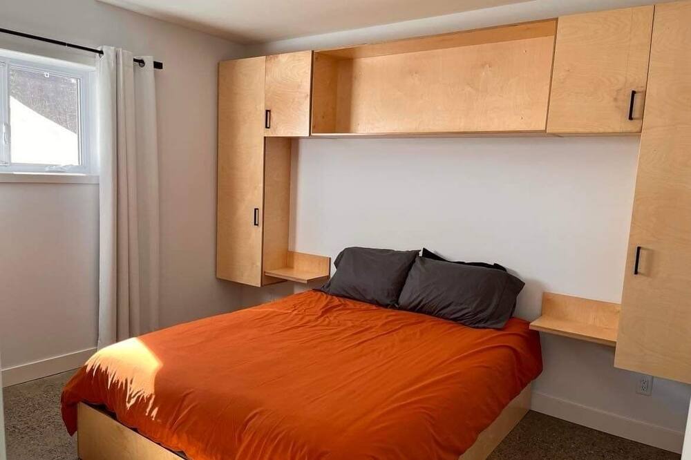 Photo of Bedroom in L'Anse-Saint-Jean