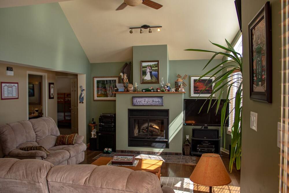 Photo of Livingroom in Mont-Tremblant