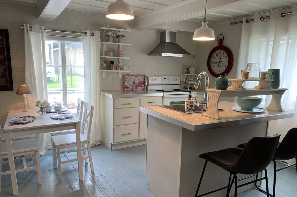 Photo of Kitchen in Paine-Sec
