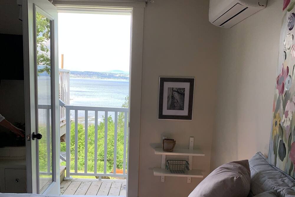 Photo of Bedroom in Paine-Sec