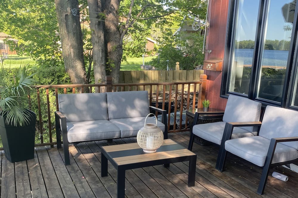 Photo of Patio Balcony in Henryville