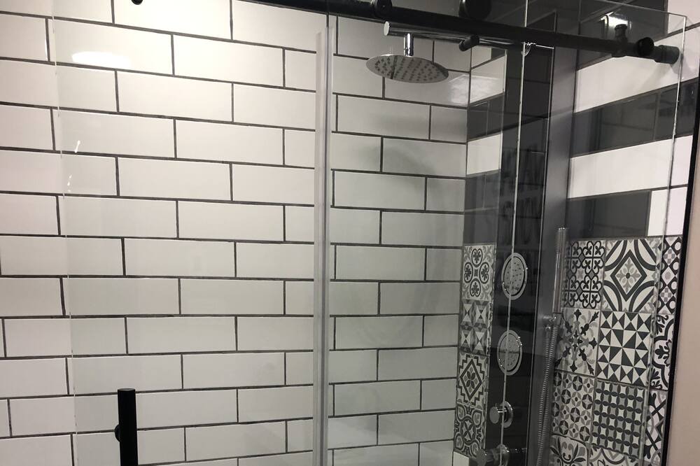 Photo of Bathroom in Tremblant-Les-Eaux