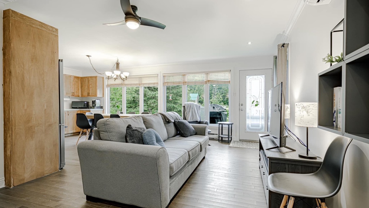 Photo of Livingroom in Saint Come