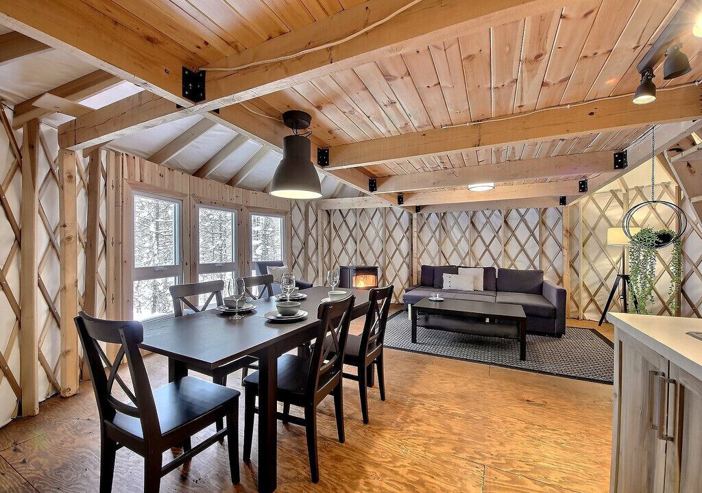 Photo of Livingroom in Saint-David-de-Falardeau