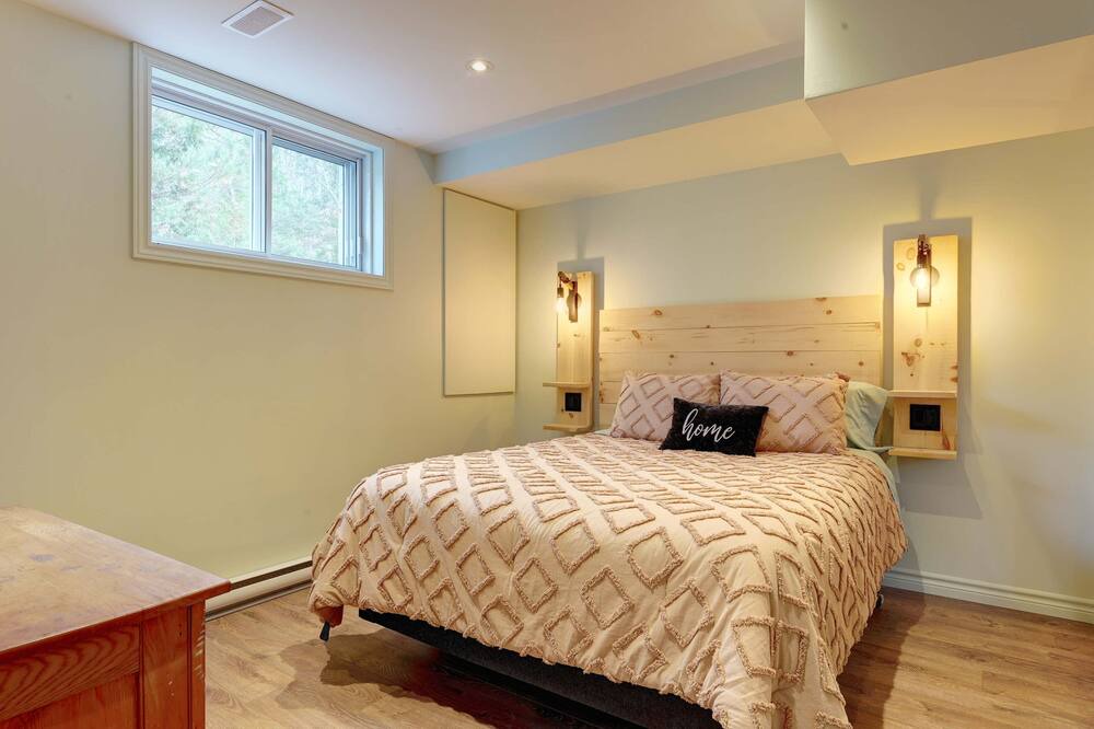 Photo of Bedroom in Mont-Tremblant